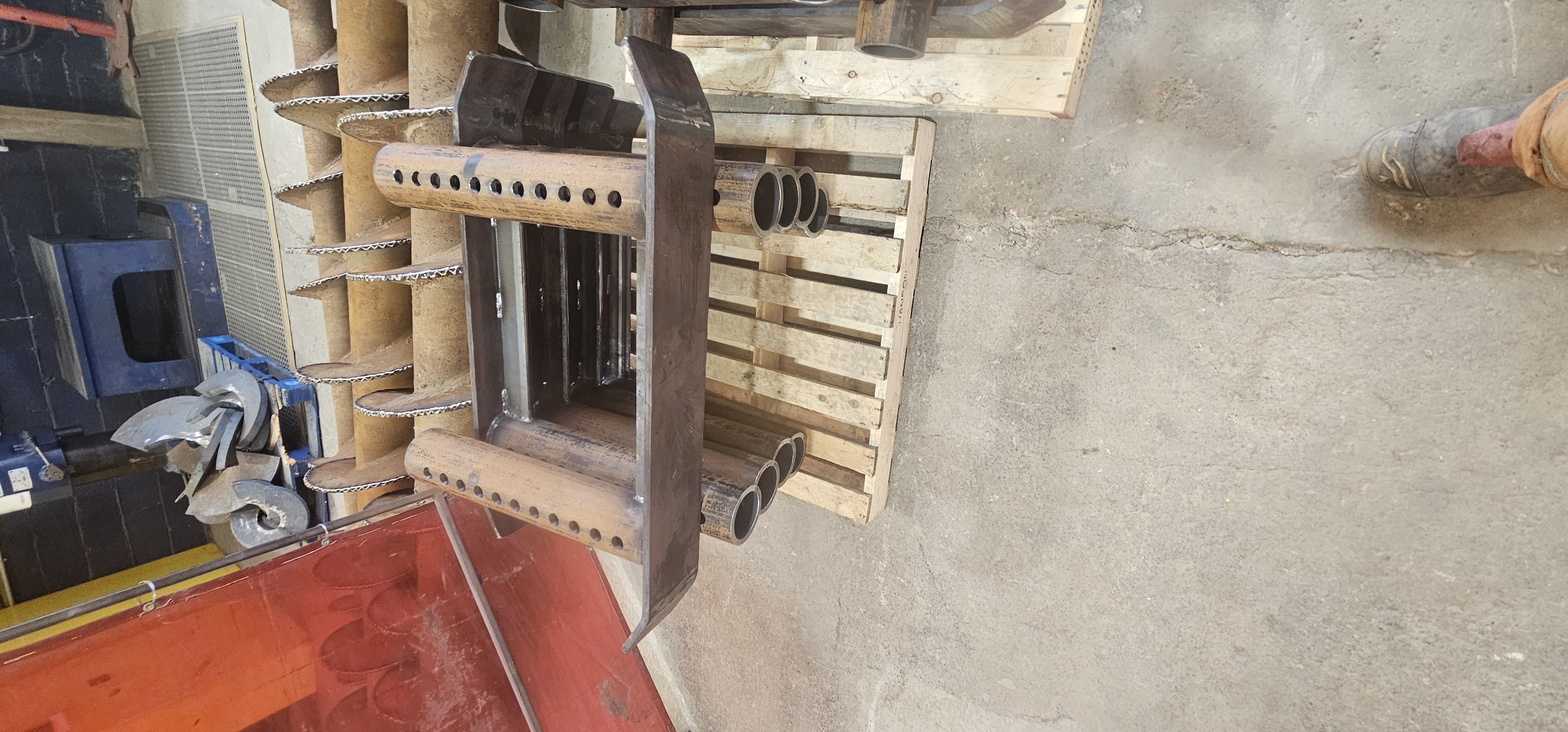 Finished gate guides with machined faces